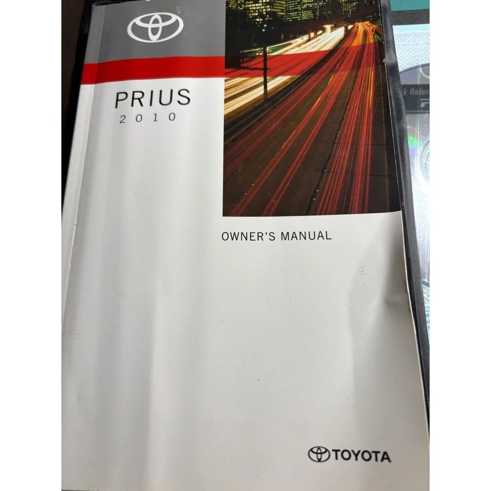 2010 Toyota Prius Owners Manual Set with‎ DVD and Portfolio Case